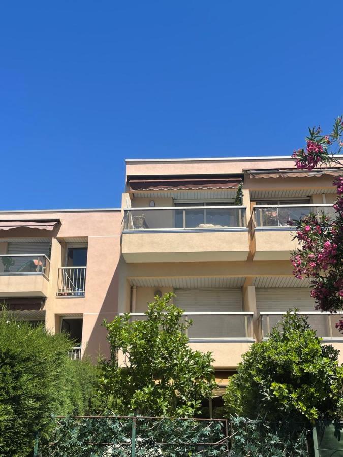 Appartement De Charme A 2 Min De La Plage ヴァロリス エクステリア 写真