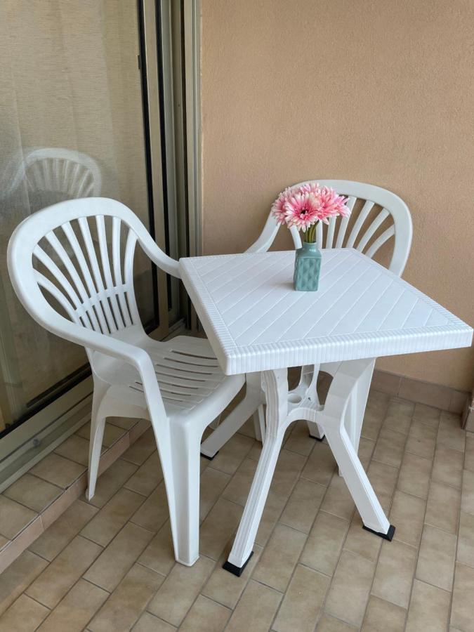 Appartement De Charme A 2 Min De La Plage ヴァロリス エクステリア 写真